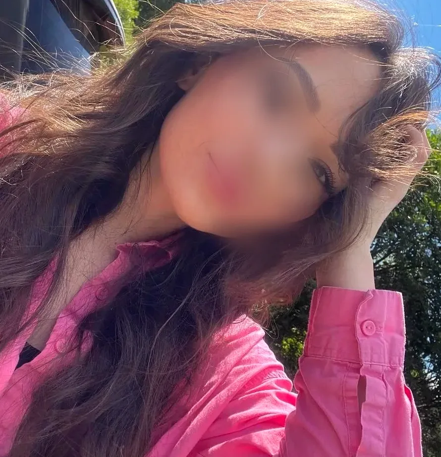 Celina, 25