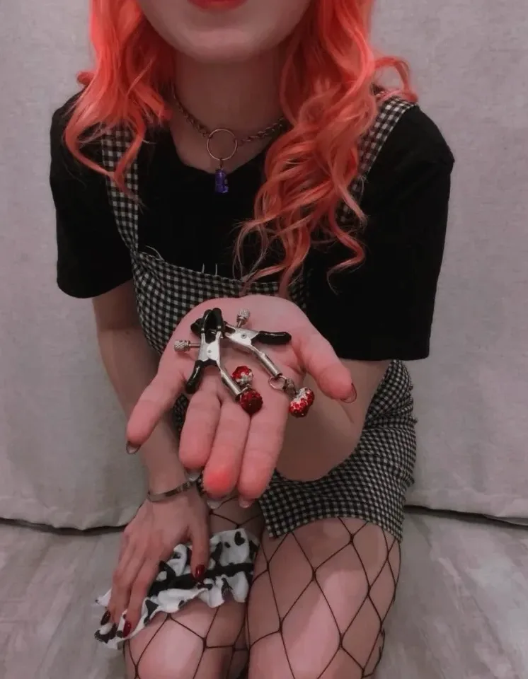 Kira, 19