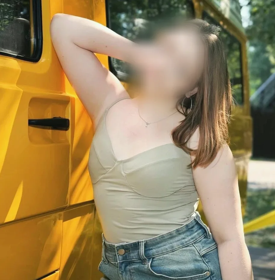 Merve, 19