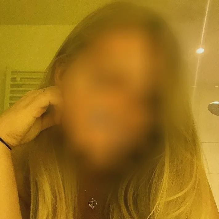 Mira, 30