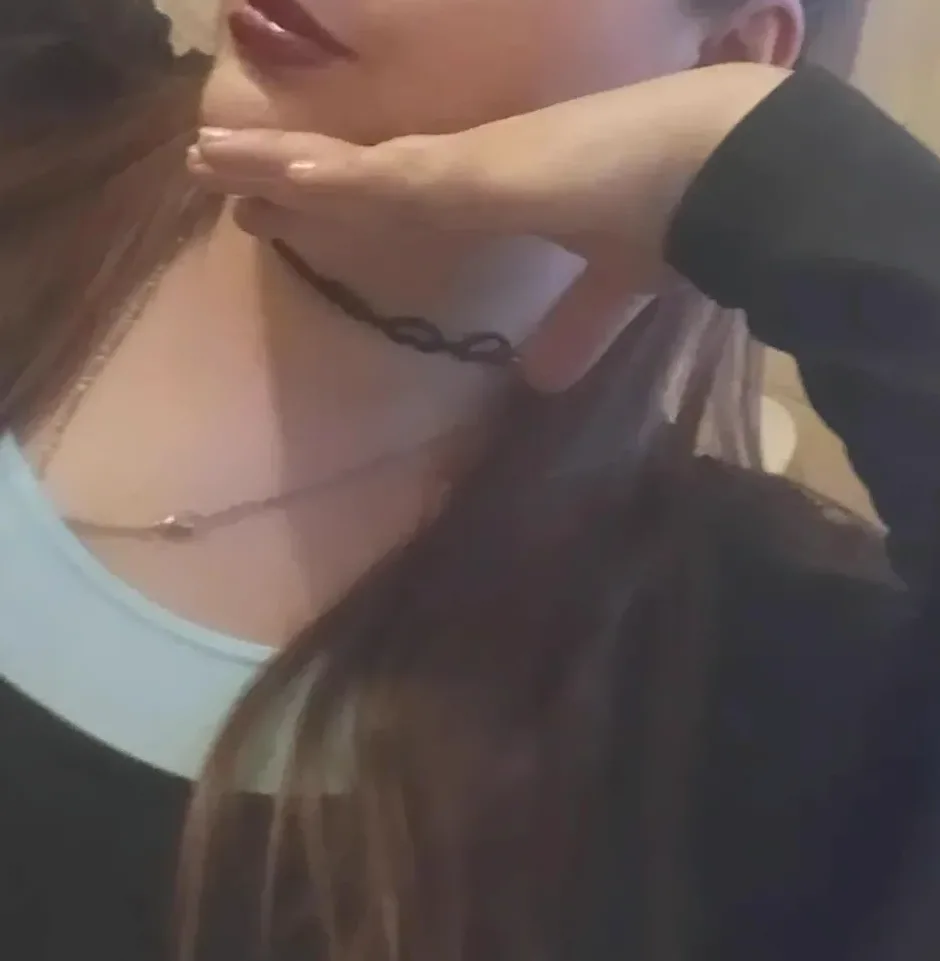 Sophie, 28